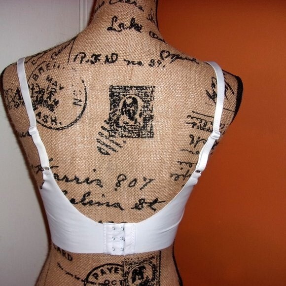 Youmita White Demi Laser Cut 34C Bra NWT - Picture 8 of 12